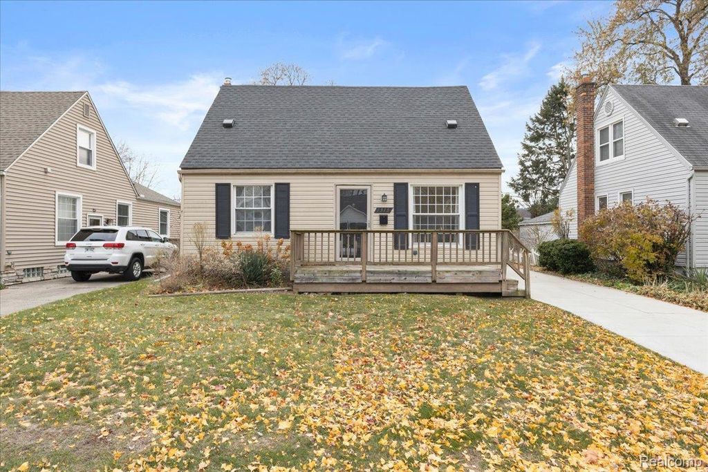 1313 Royal Avenue, Royal Oak city