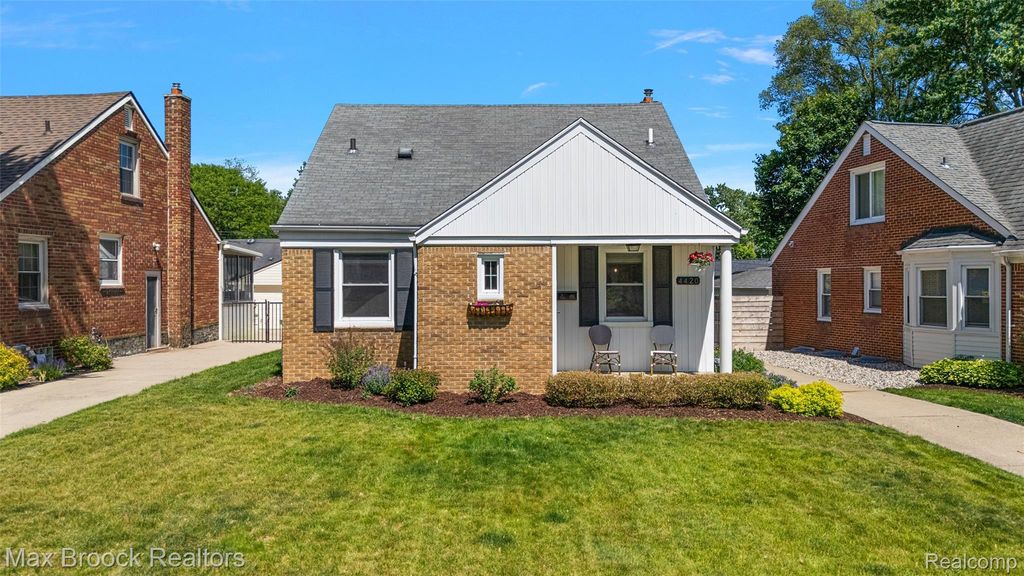 4420 Elmwood Avenue, Royal Oak city
