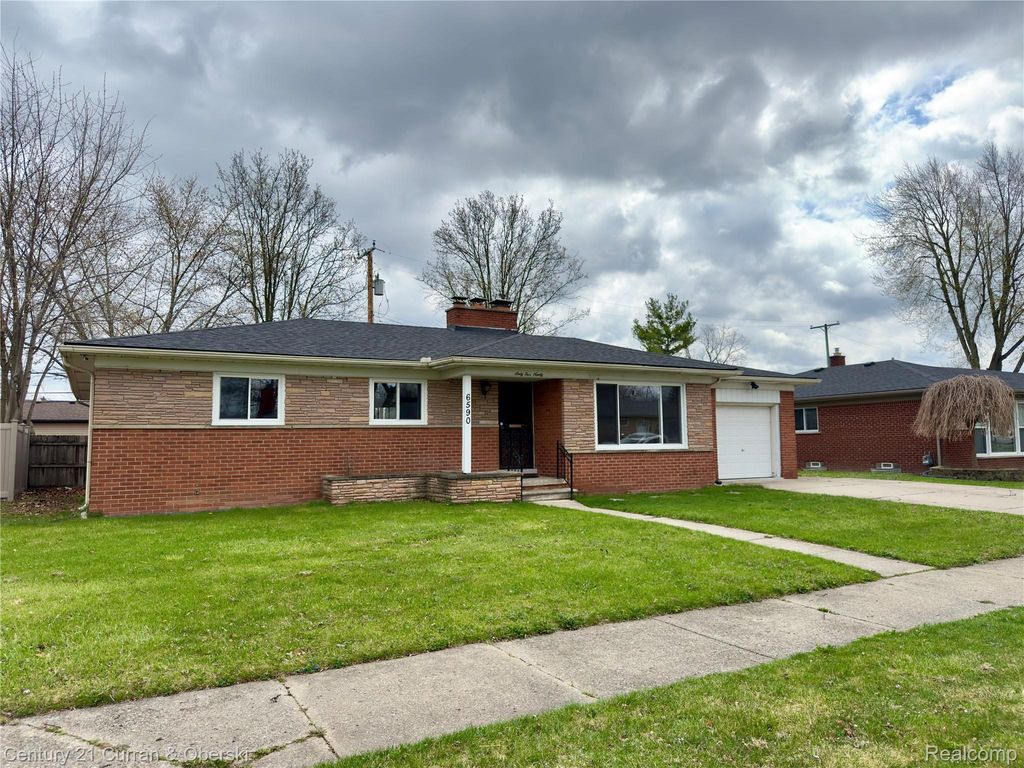 6590 Rockland Street, Dearborn Heights city