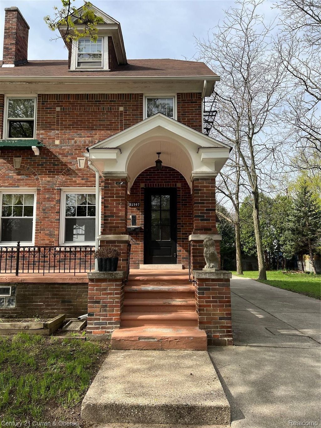 21507 Edna Street, Dearborn city