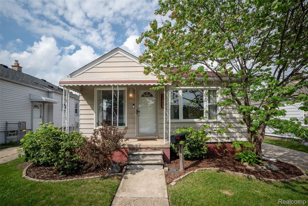 21328 Audette Street, Dearborn city