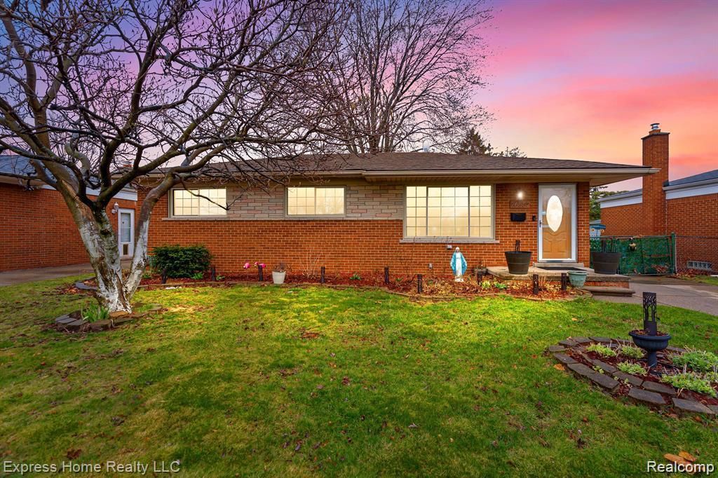 26552 Wagner Avenue, Warren city