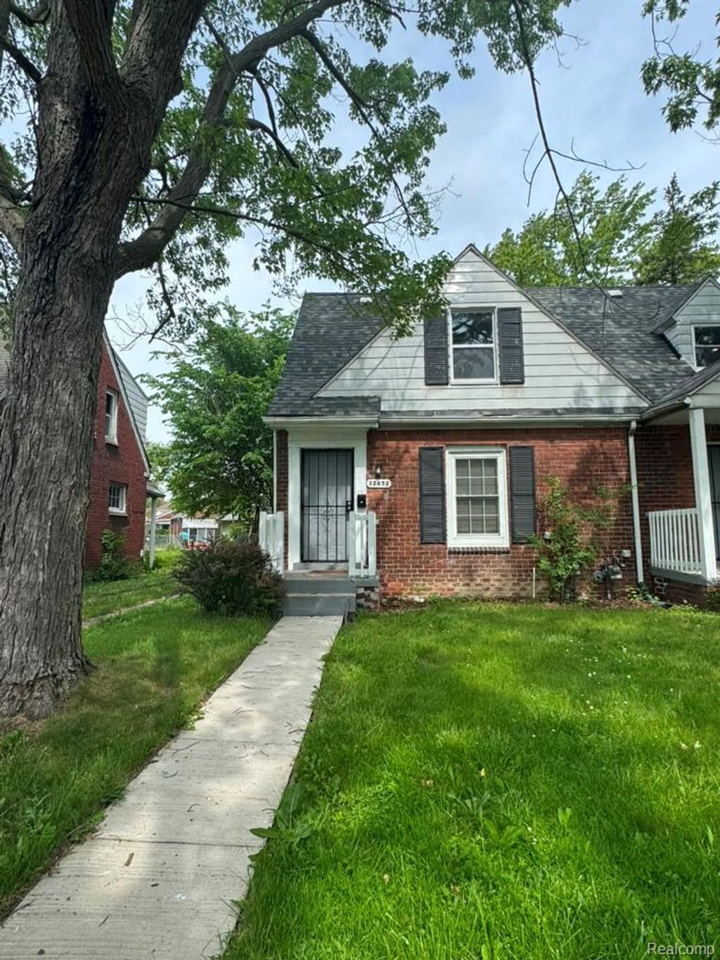 12651 Kelly Road, Detroit city