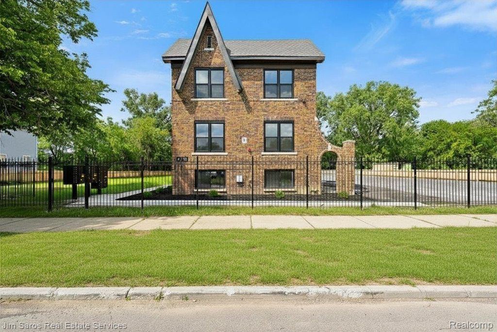4735 Rohns #6a Street, Detroit city