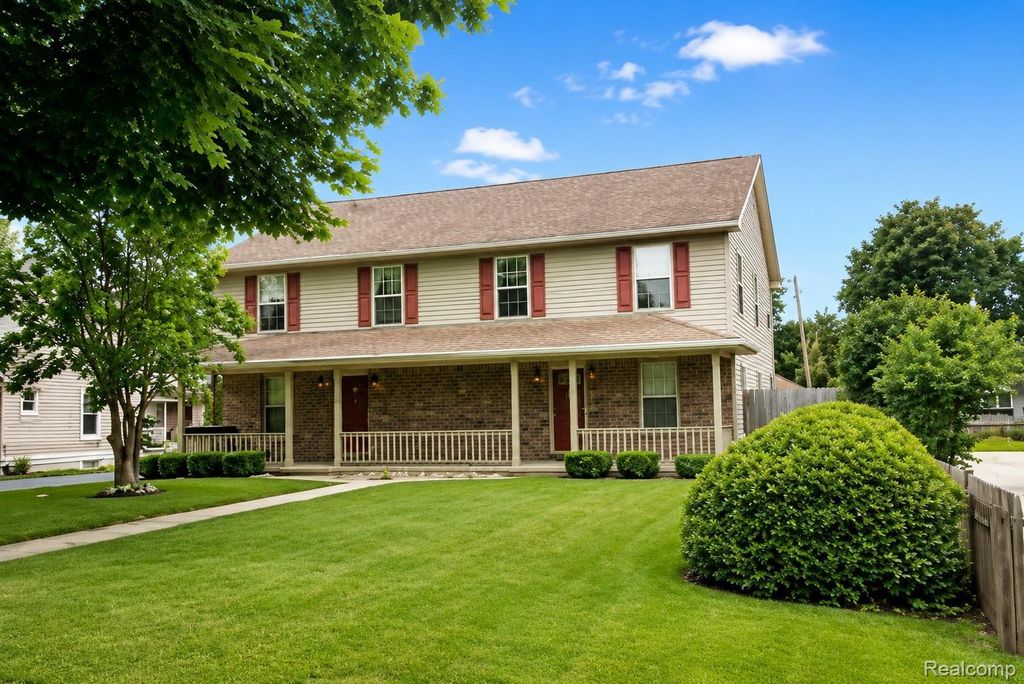 918 E Front Street, Monroe city
