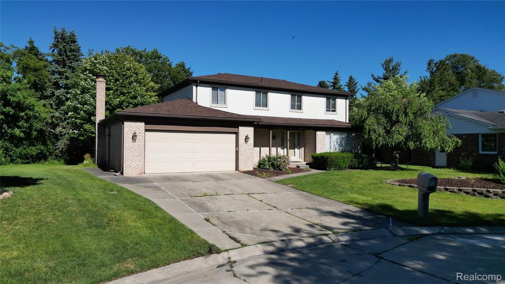 16966 White Haven Drive, Northville township