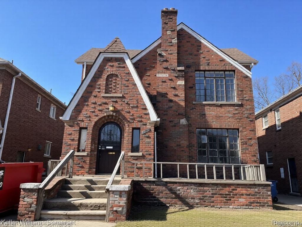 17606 Roselawn Street, Detroit city