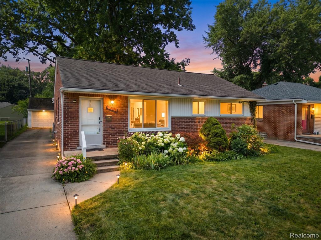 437 W Sunnybrook Drive, Royal Oak city