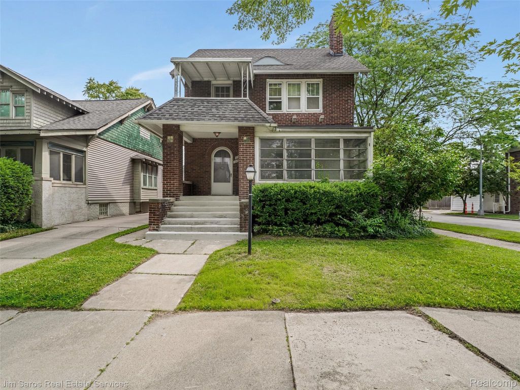 1102 Beaconsfield Avenue, Grosse Pointe Park city