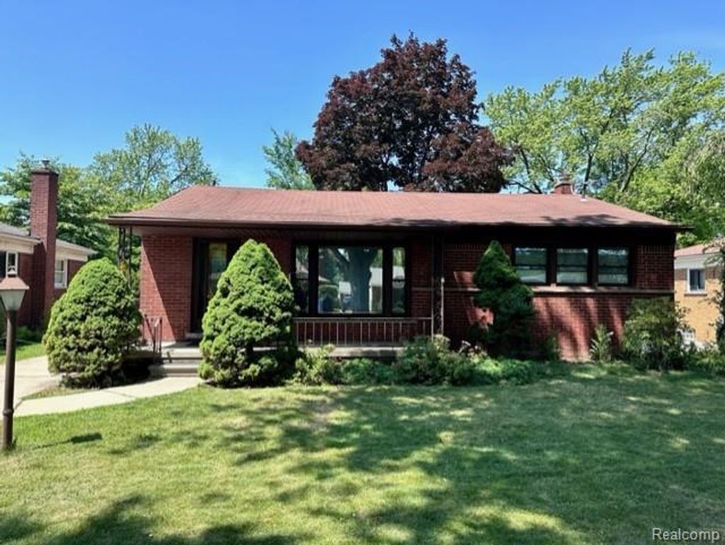 8429 Whitefield Street, Dearborn Heights city