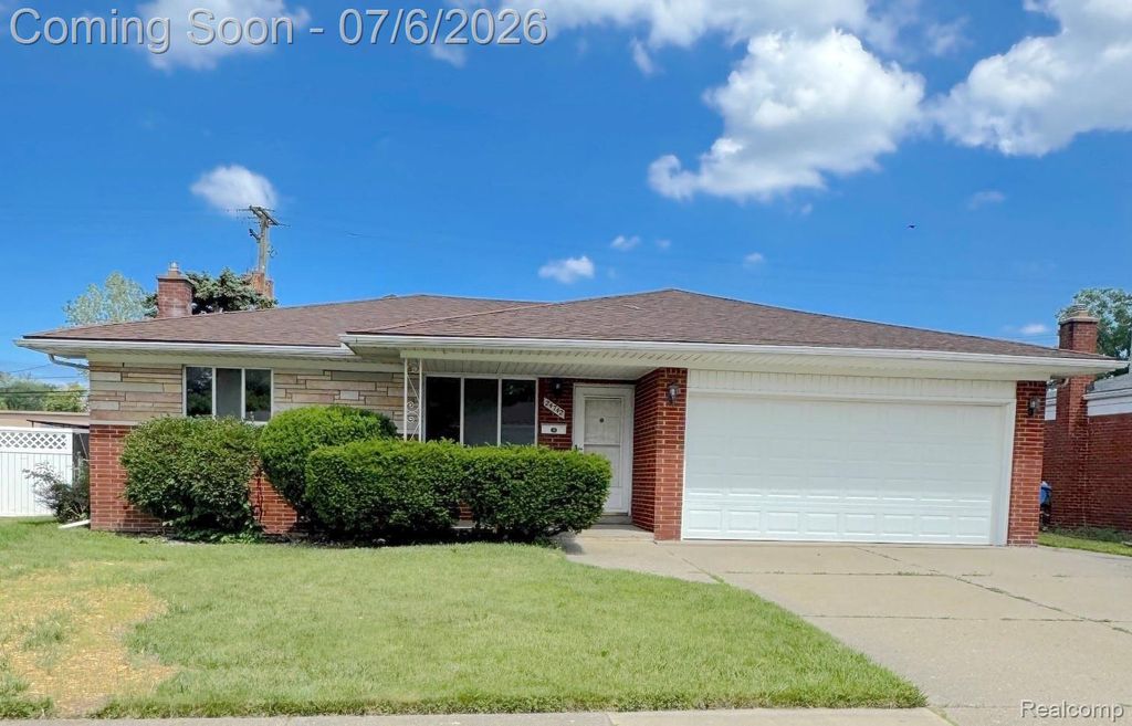 24742 Blackmar Avenue, Warren city