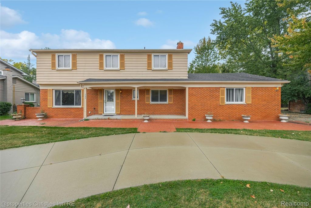 7178 Heather Heath, West Bloomfield charter township