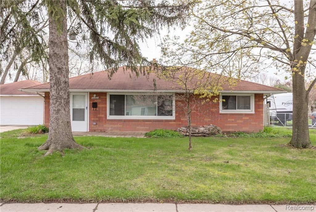 31733 Kathryn Street, Garden City city