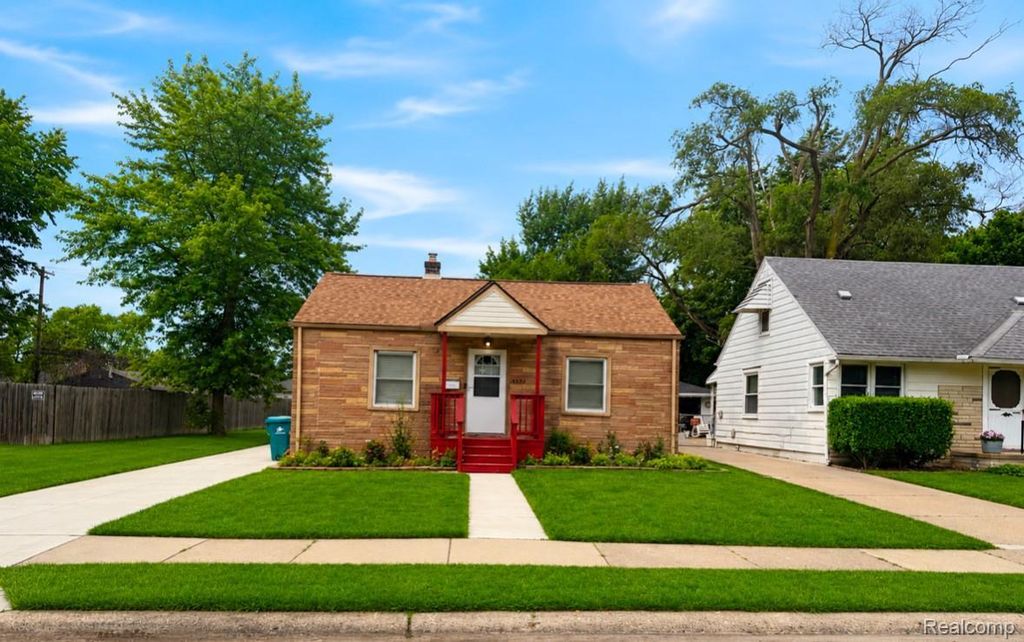 24329 Dale Avenue, Eastpointe city