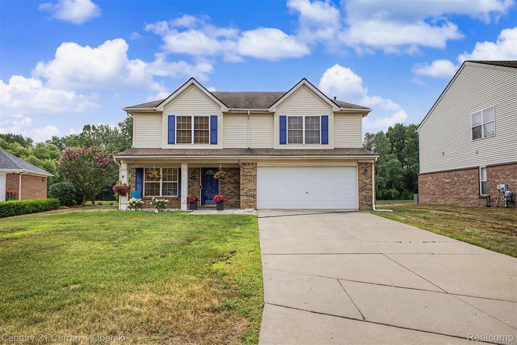 41973 Milton Drive, Van Buren charter township