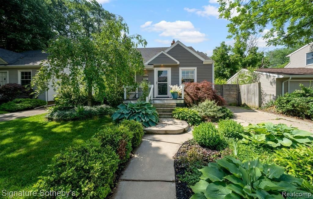 2420 Harwood Avenue, Royal Oak city