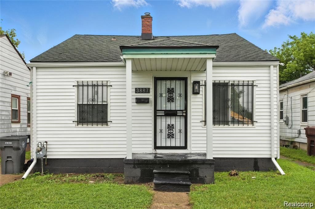 3887 Moore St Avenue, Inkster city