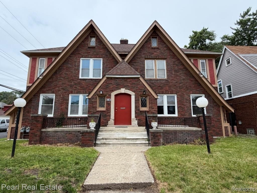 18903 Unit 2s Santa Rosa Drive, Detroit city