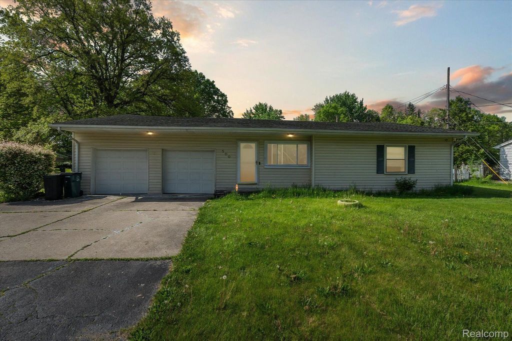 500 Trombley Drive, Troy city