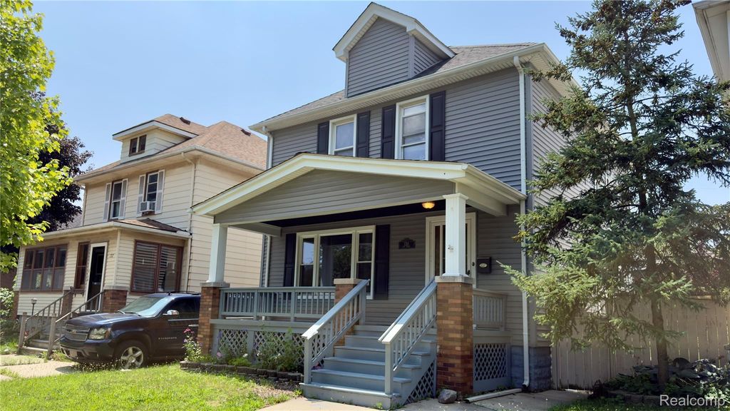 130 Elm Street, River Rouge city