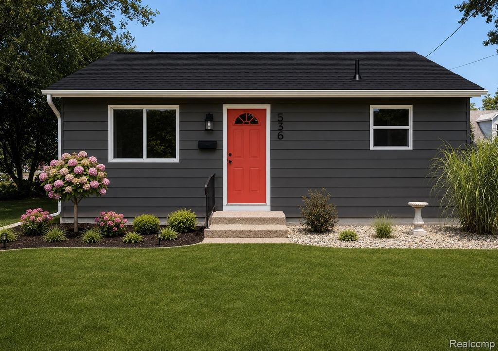 536 Wood Street, Fenton city