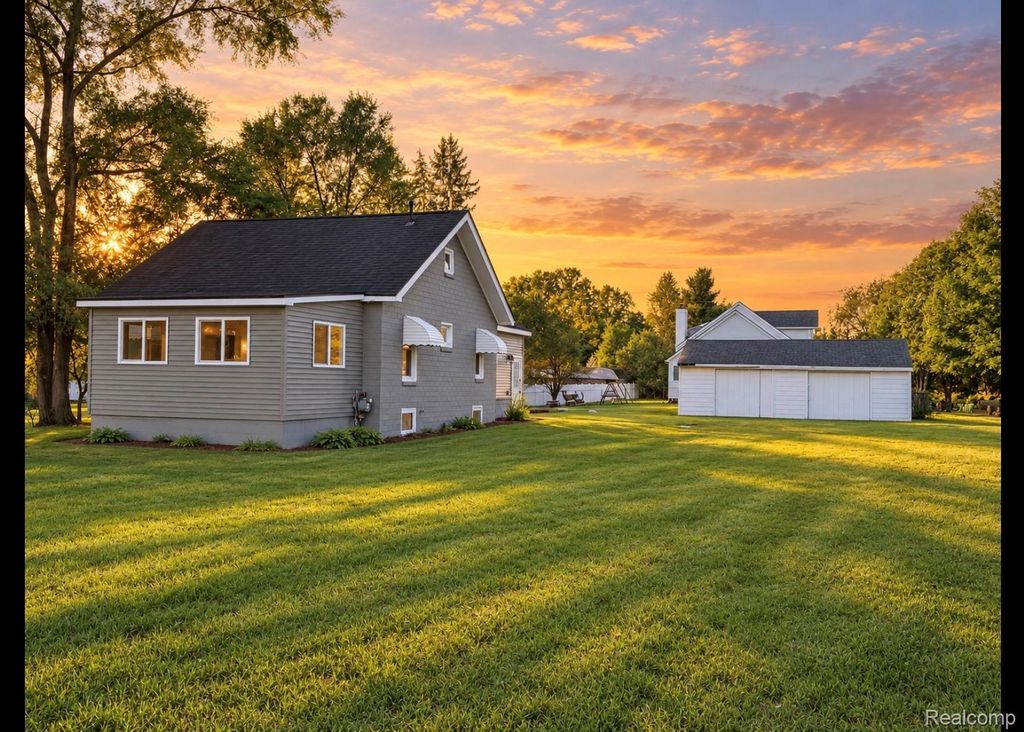 2365 Welch Road, Commerce charter township