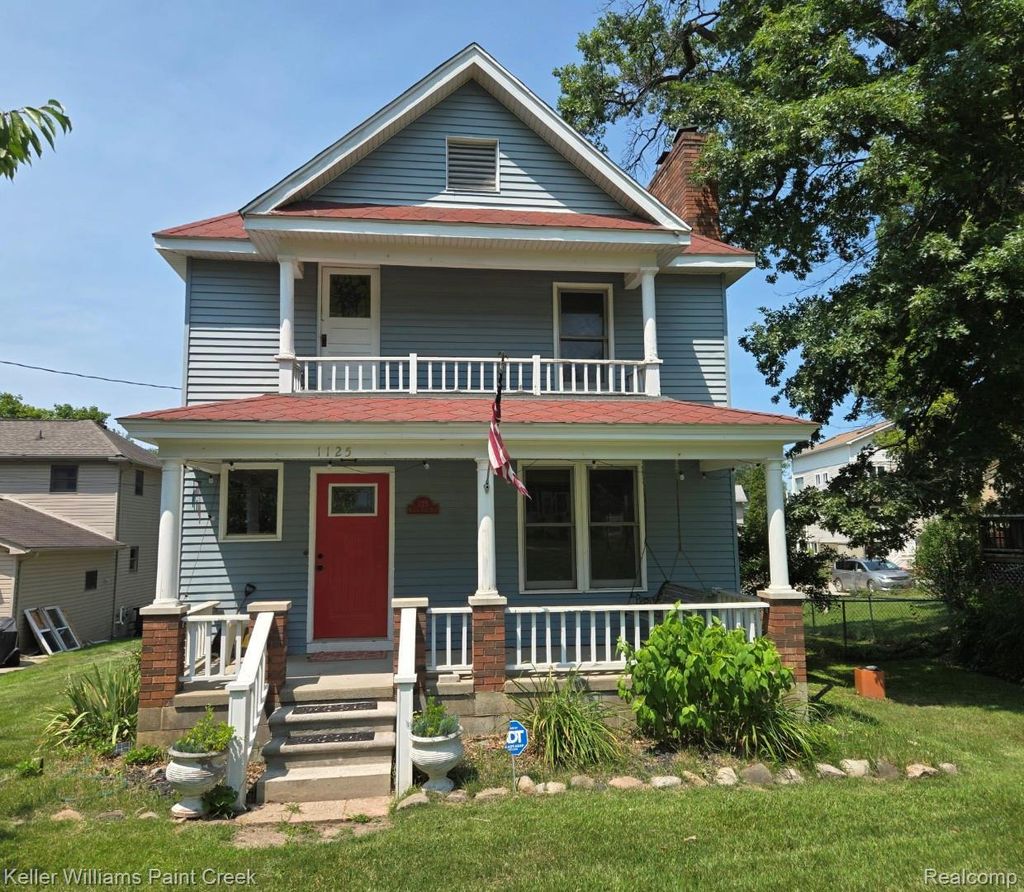 1125 S Long Lake Boulevard, Orion charter township