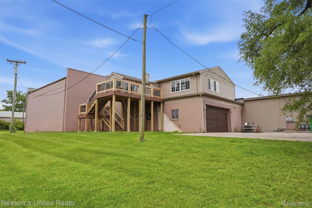 6109 Grand River Avenue, Genoa township