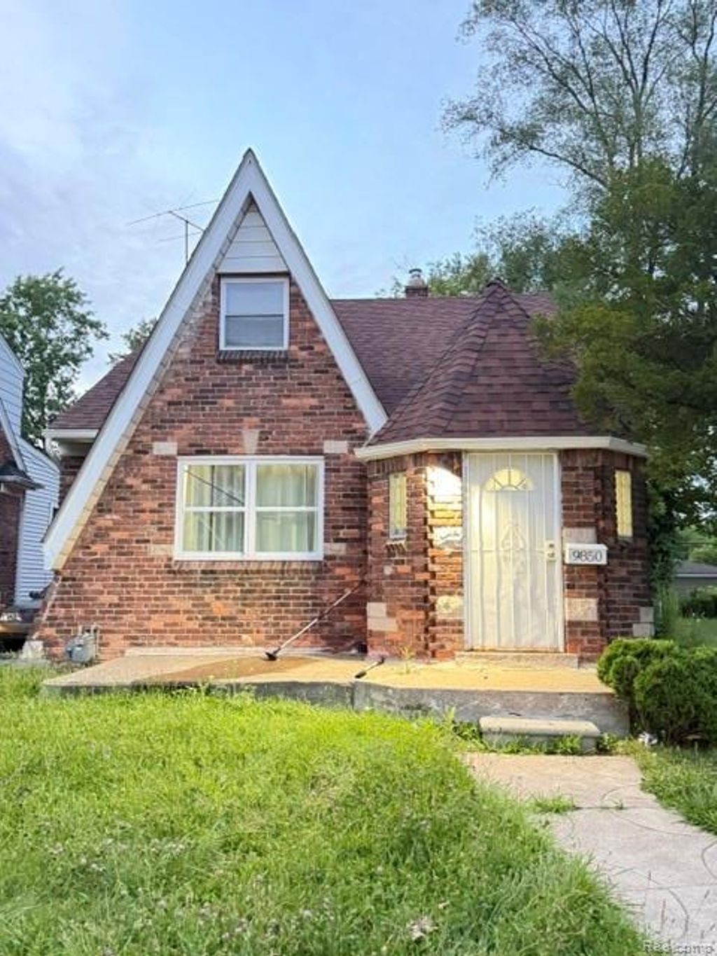 9850 Yorkshire Road, Detroit city