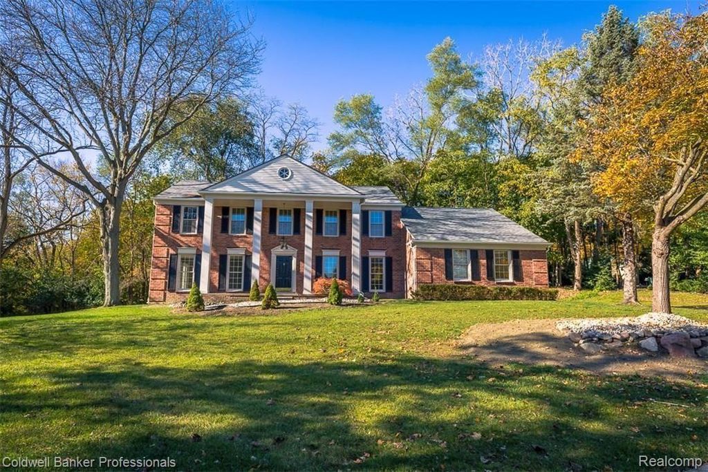 7322 Sandy Creek Lane, Bloomfield charter township