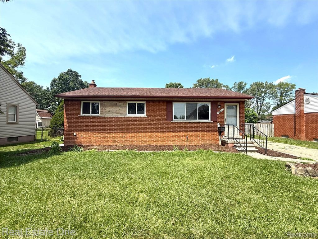 28476 Marquette Street, Garden City city