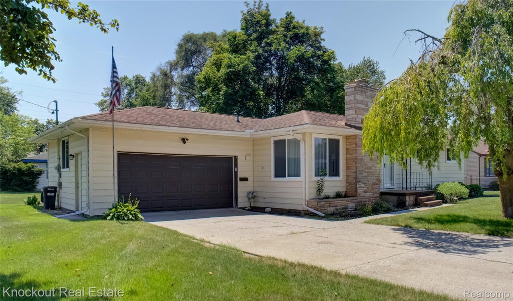 487 Atlanta Street, Carrollton township