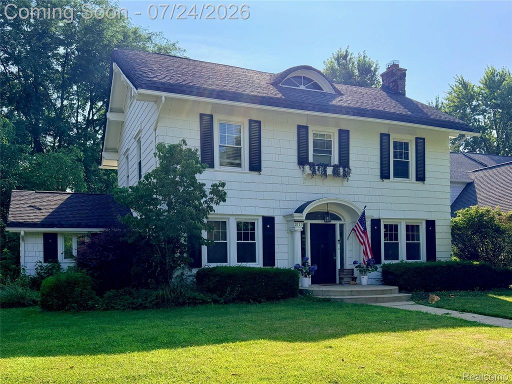 1010 Kensington Avenue, Grosse Pointe Park city