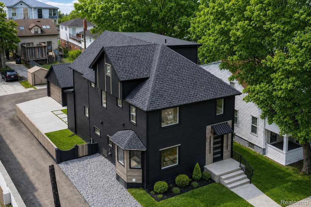 125 N Washington Avenue, Royal Oak city