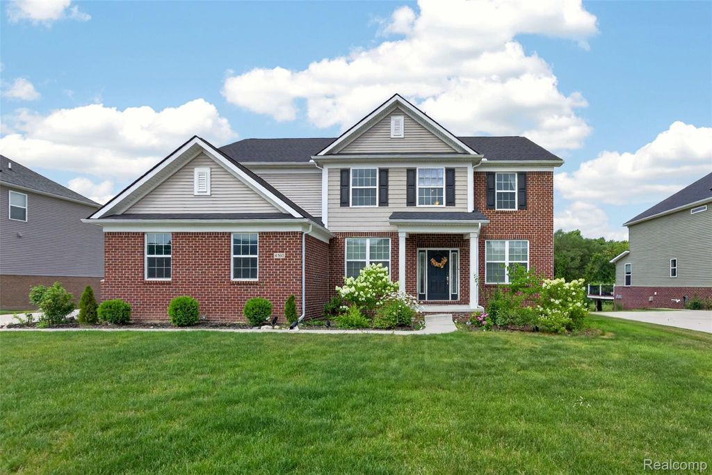 4160 Walcott Drive, Orion charter township