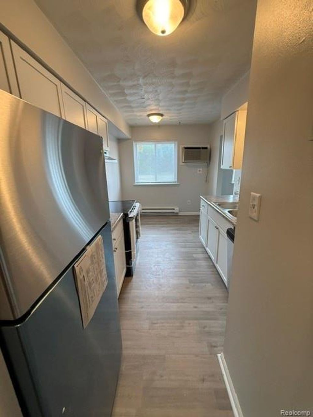 208 W Lansing Road 8, Potterville