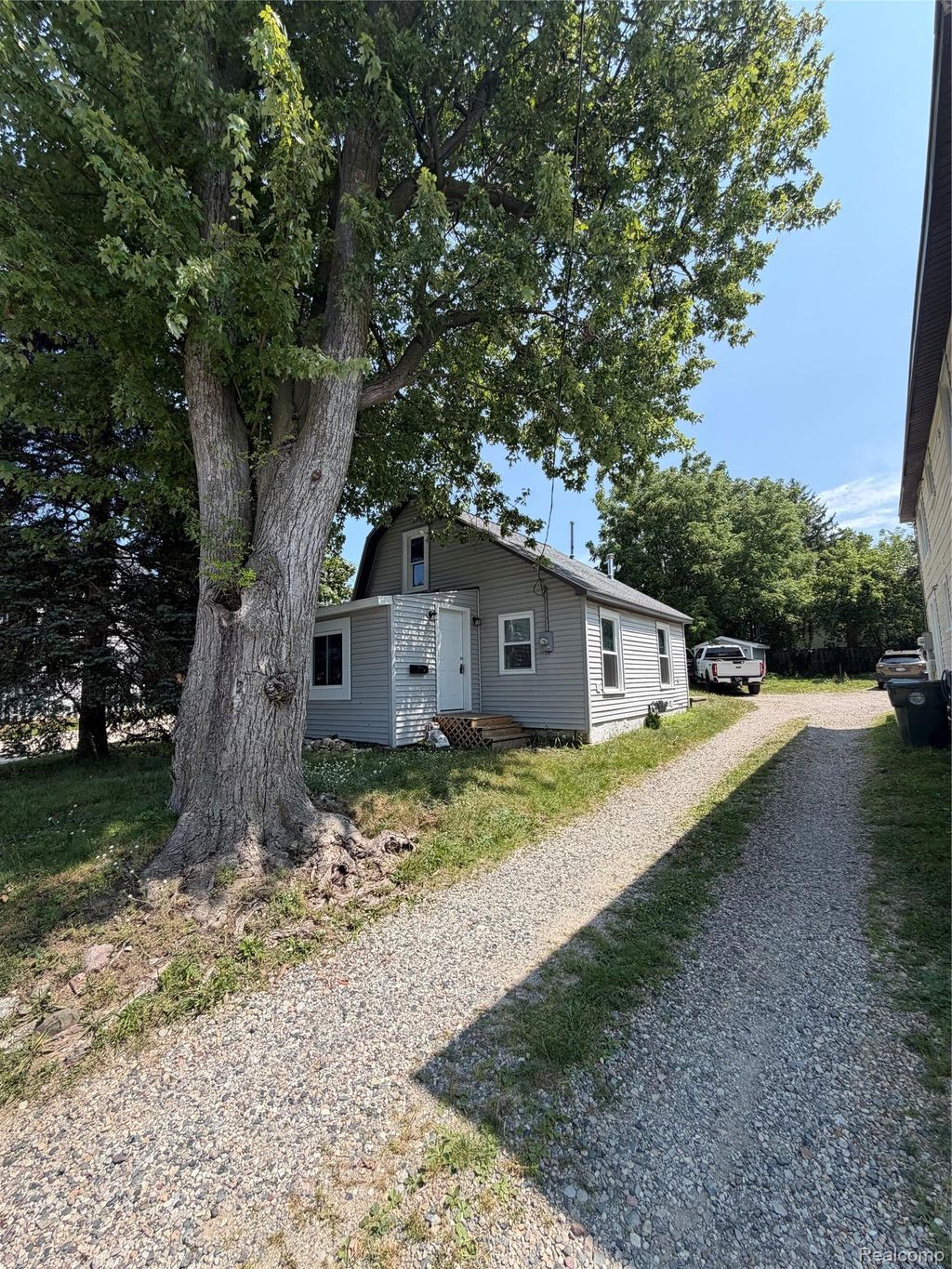 31 Heights Road, Orion charter township