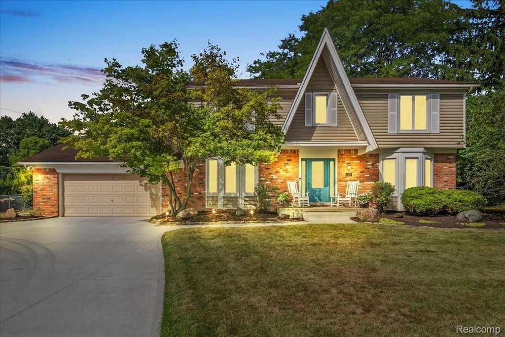 5476 Van Ness Drive, Bloomfield Hills city