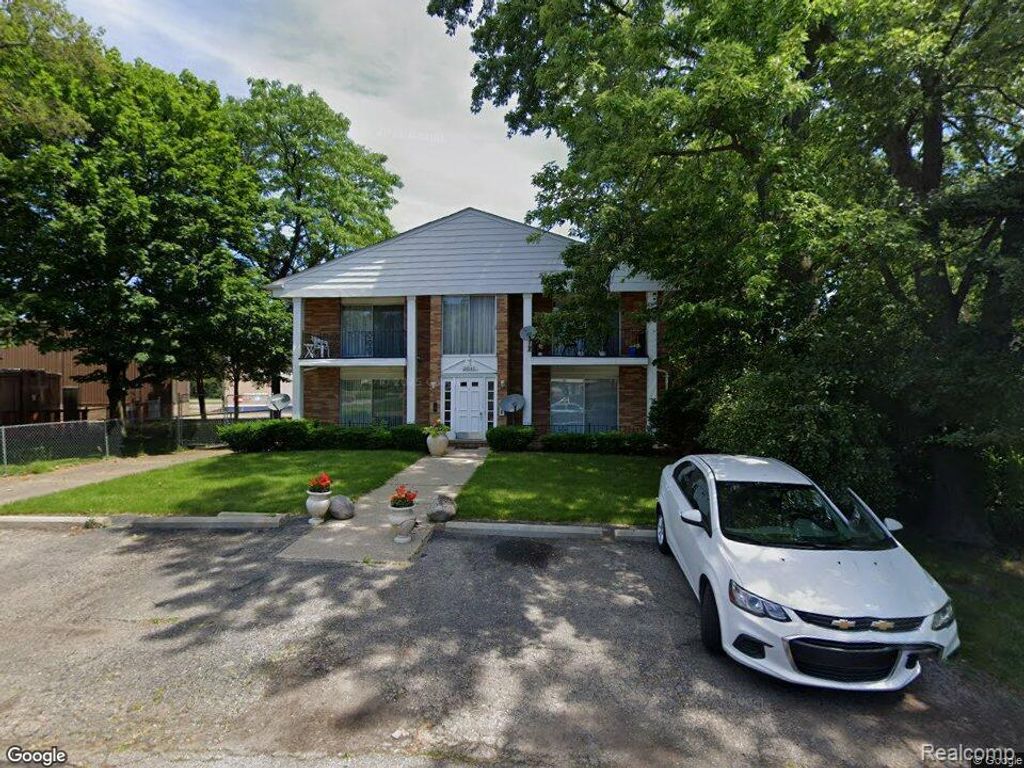24540 Shiawassee Drive, Detroit