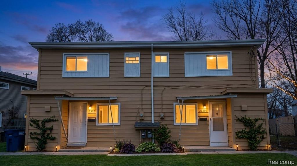 33507 Berville Court, Westland city