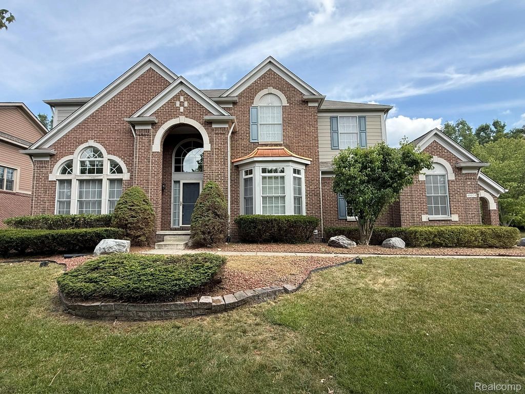 49028 Founders Court, Canton charter township