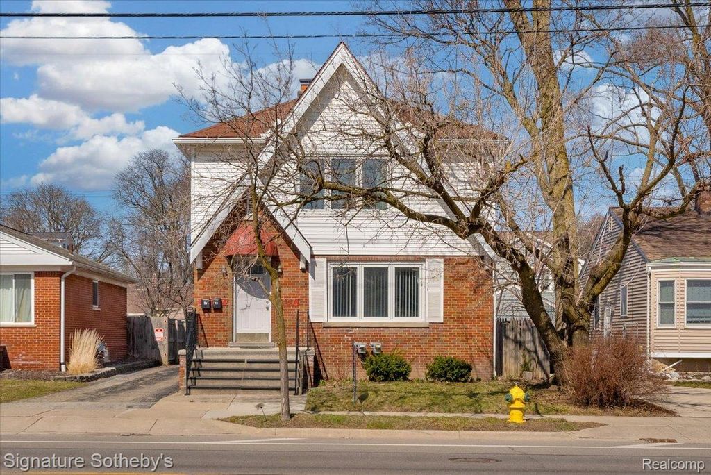 1407 E 14 Mile Rd Unit #2, Birmingham city