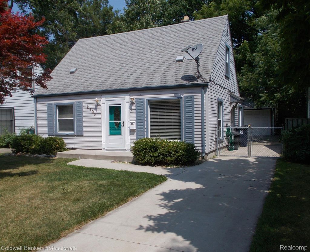 2205 E 10 Mile Road, Royal Oak city