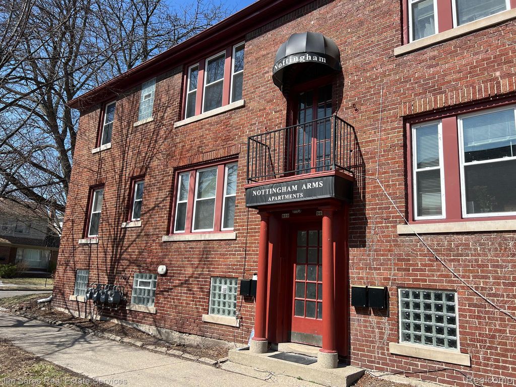 900 Nottingham #2, Grosse Pointe Park city