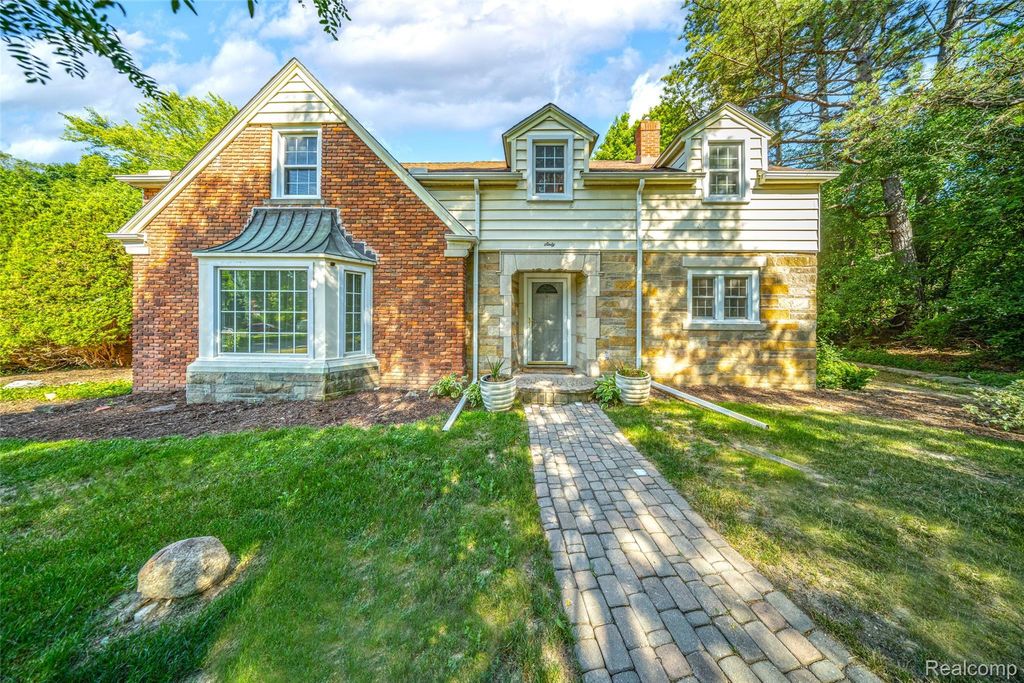 60 Devon Road, Bloomfield Hills city