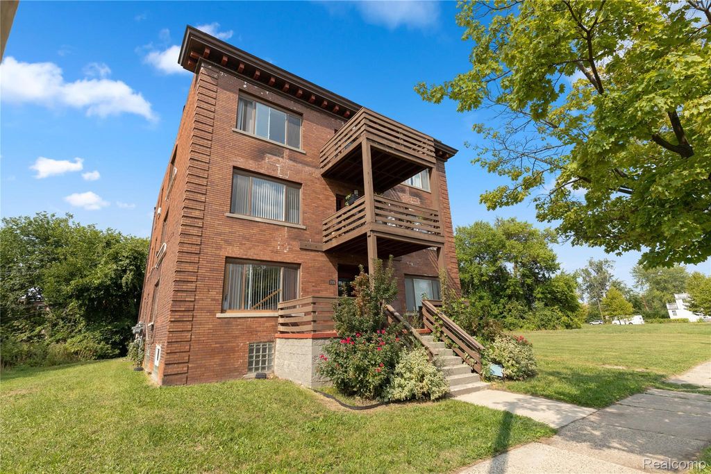 109 Leicester Court 1, Detroit