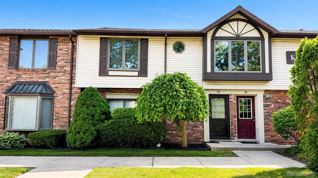 2232 London Bridge Drive 42, Rochester Hills city