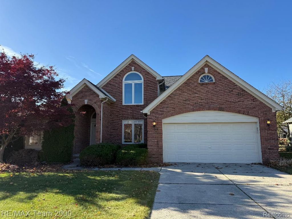 45457 Indian Creek Drive, Canton charter township