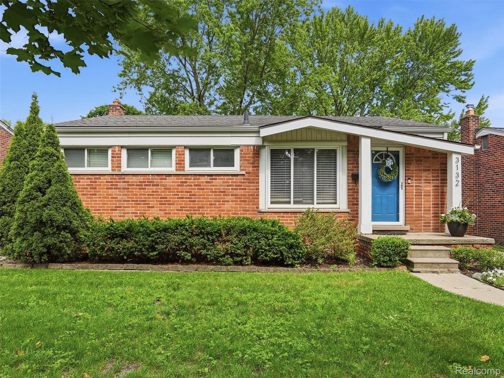 3132 Maplewood Avenue, Royal Oak city