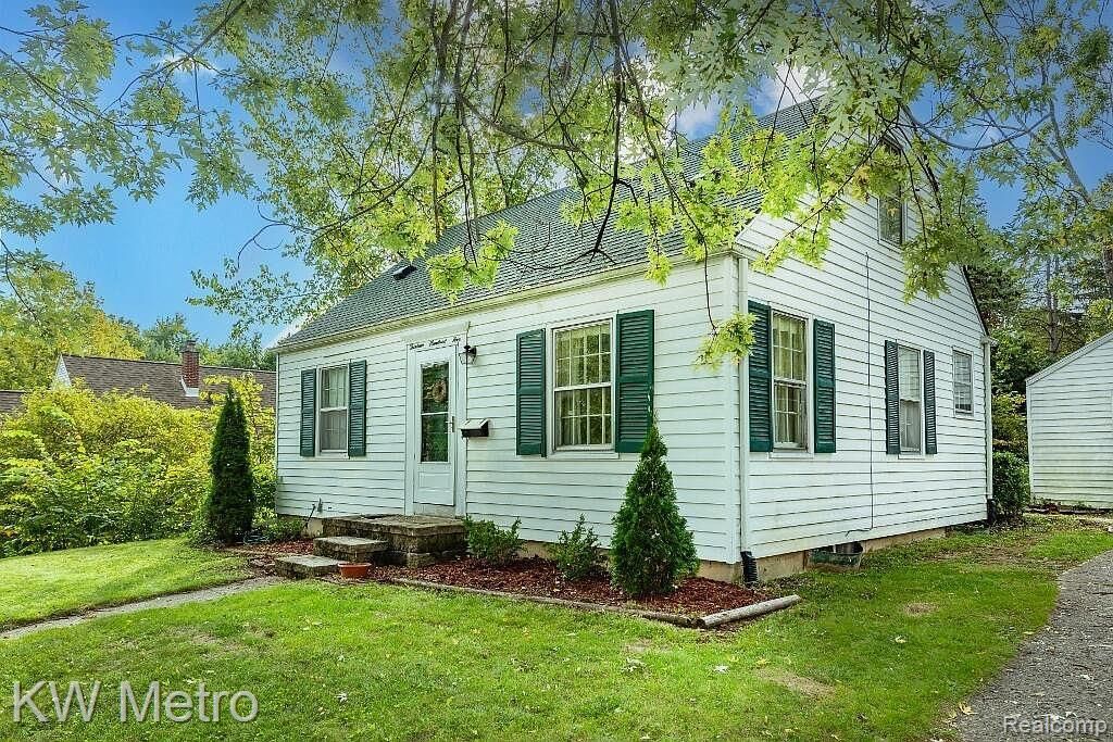 1305 Collegewood Street, Ypsilanti city